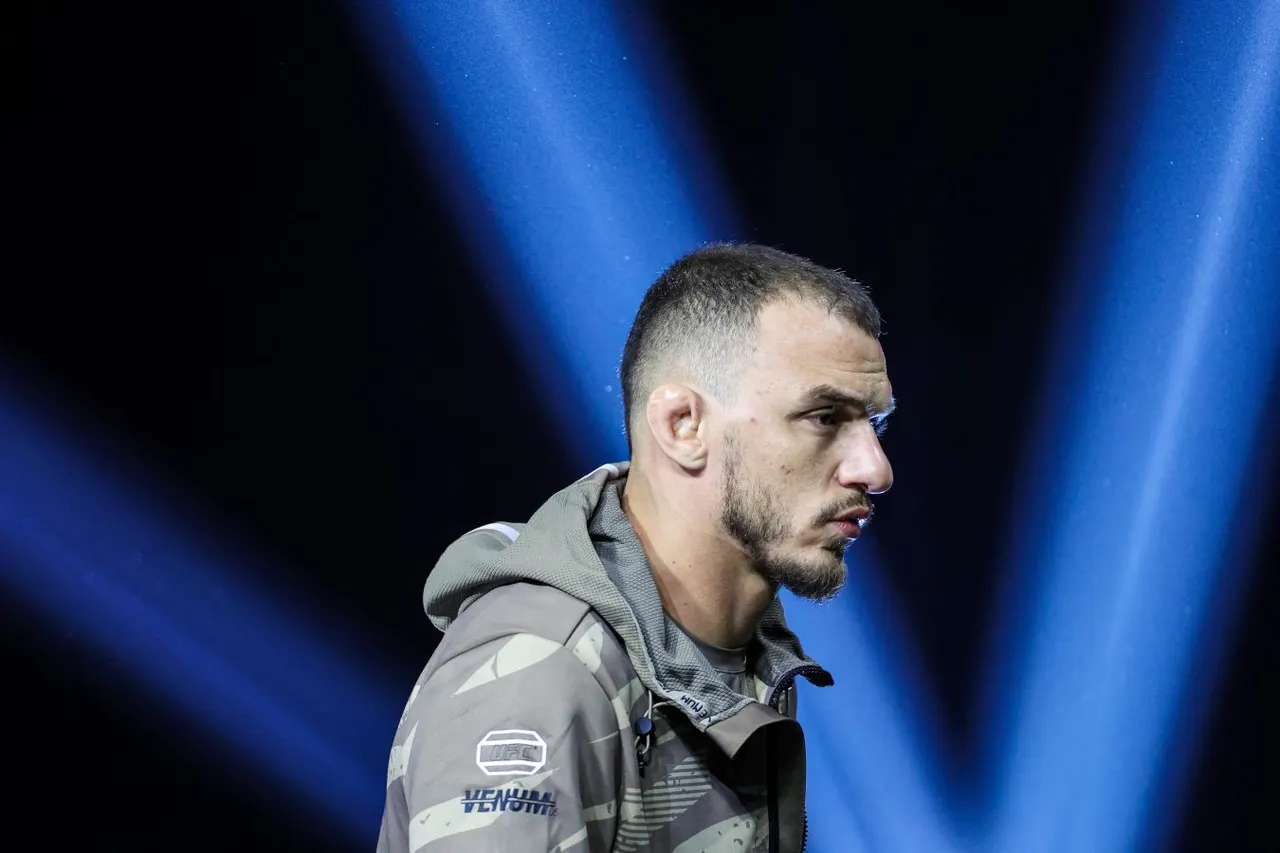 Мойкано перевесил Нолана перед боем на UFC Fight Night 292