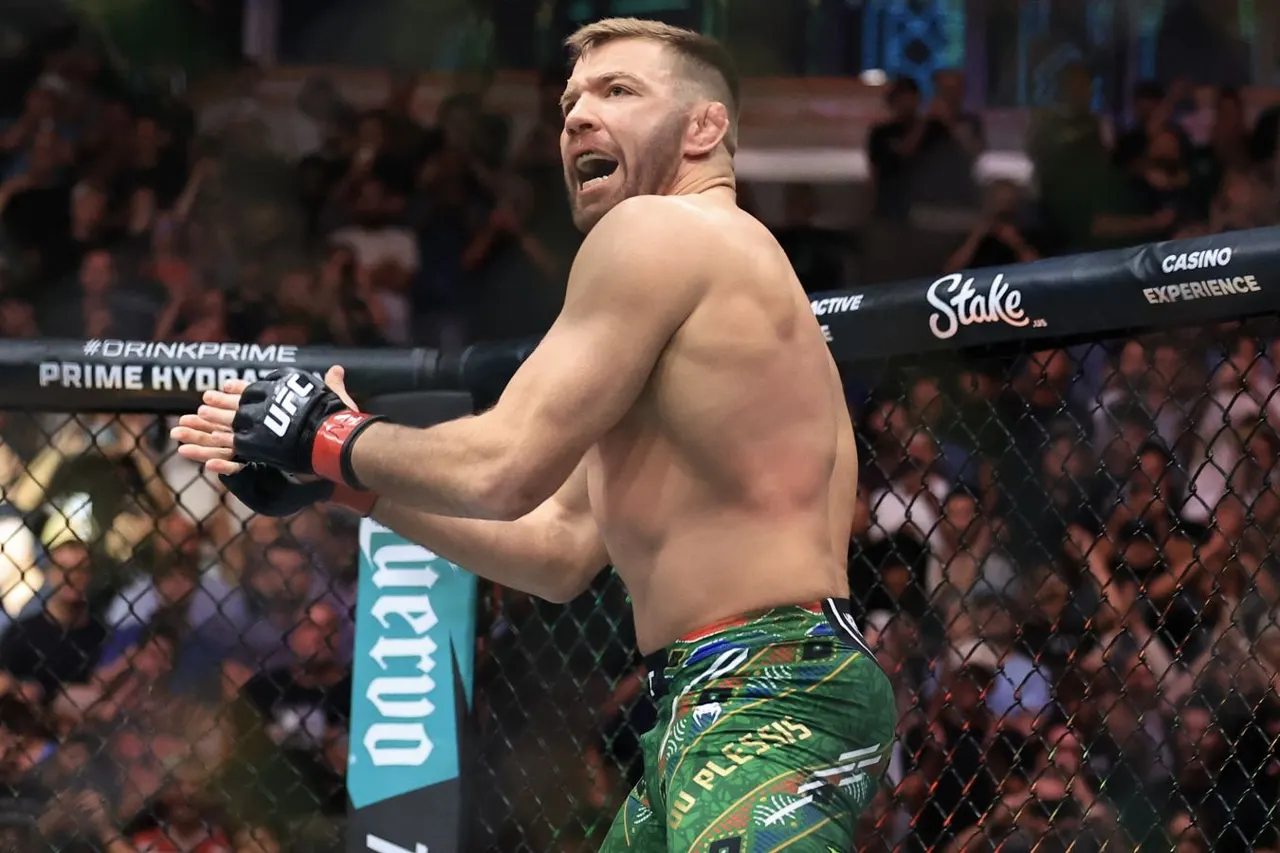 Дю Плесси хочет вернуть пояс UFC в среднем весе, а затем подняться в полутяжёлый дивизион