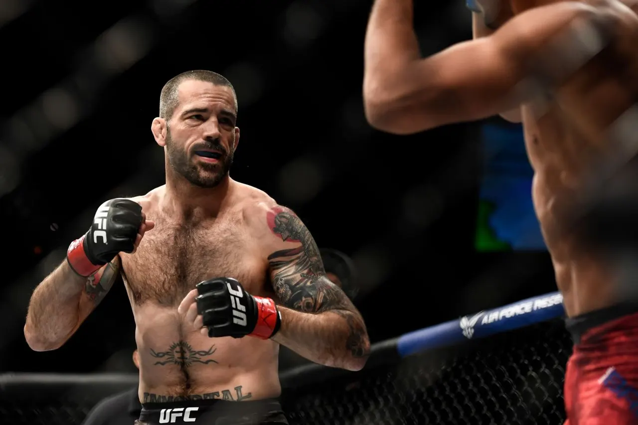 Мэтт Браун раскритиковал UFC за временный титул из-за отказа Махачева